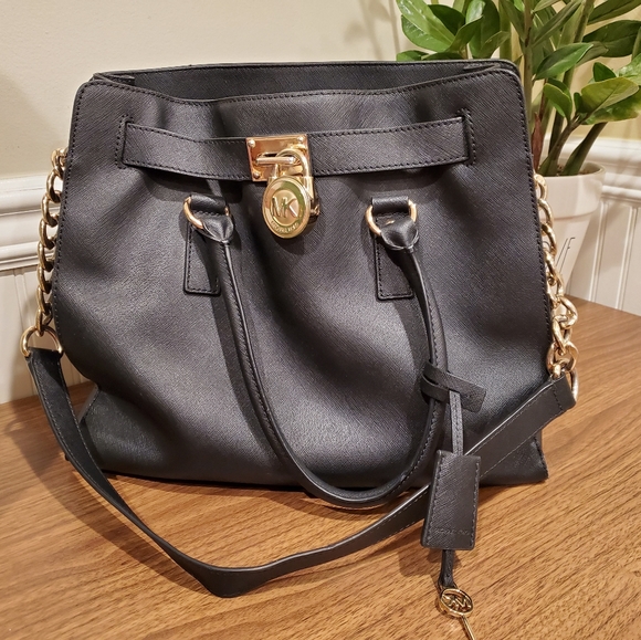 Michael Kors Hamilton - Picture 2 of 5